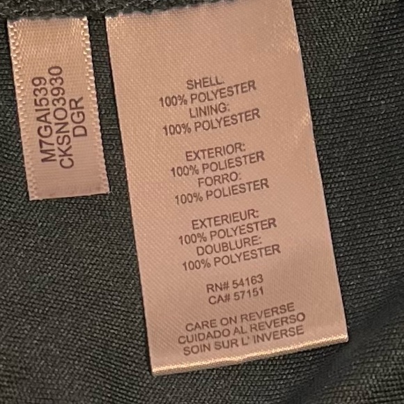 Calvin Klein Large Top - Picture 4 of 5